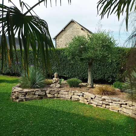 L' Har & Lam Bed and Breakfast *